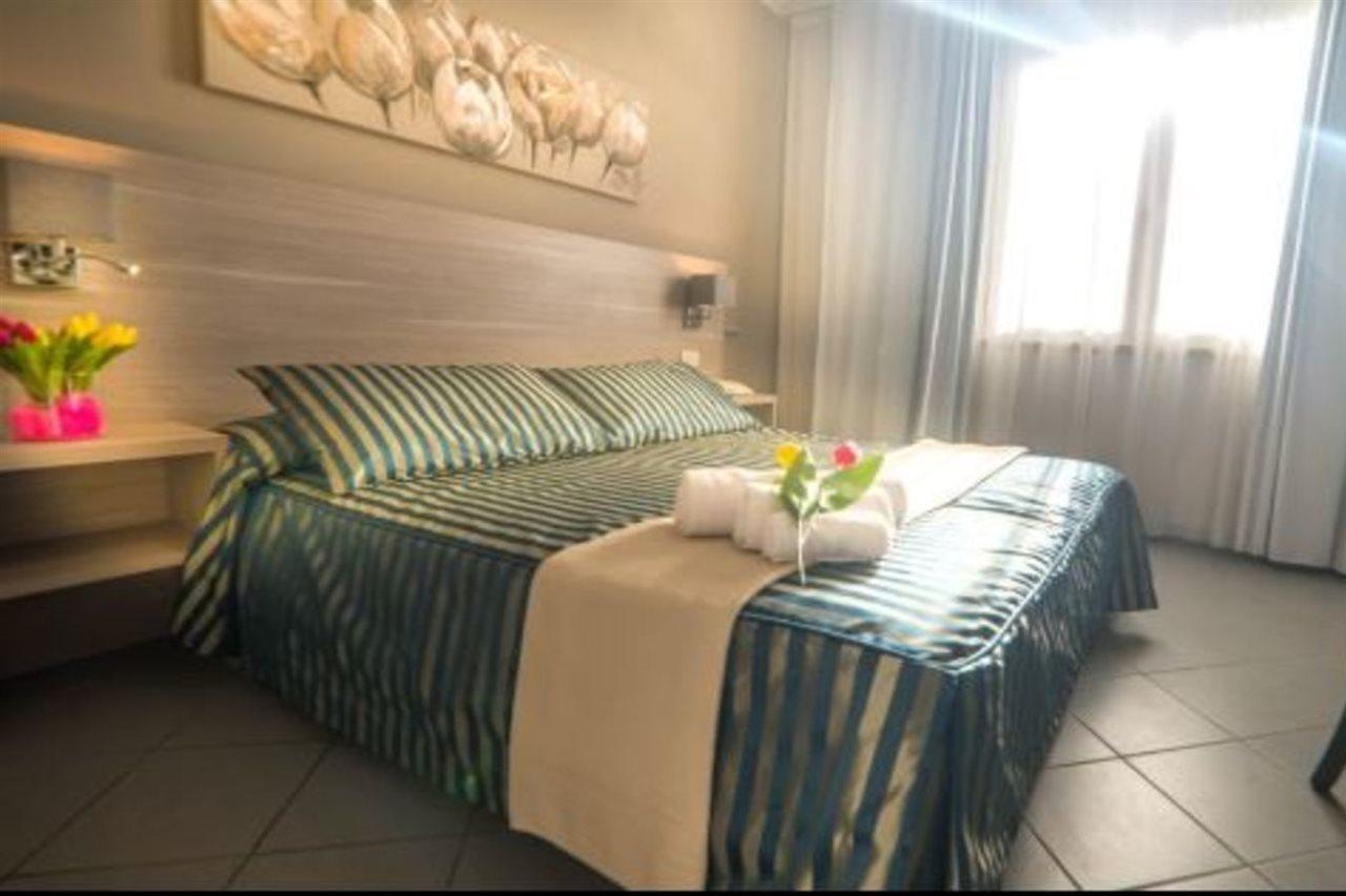 Hg Hotel Il Settebello Marina di Cecina Exterior photo
