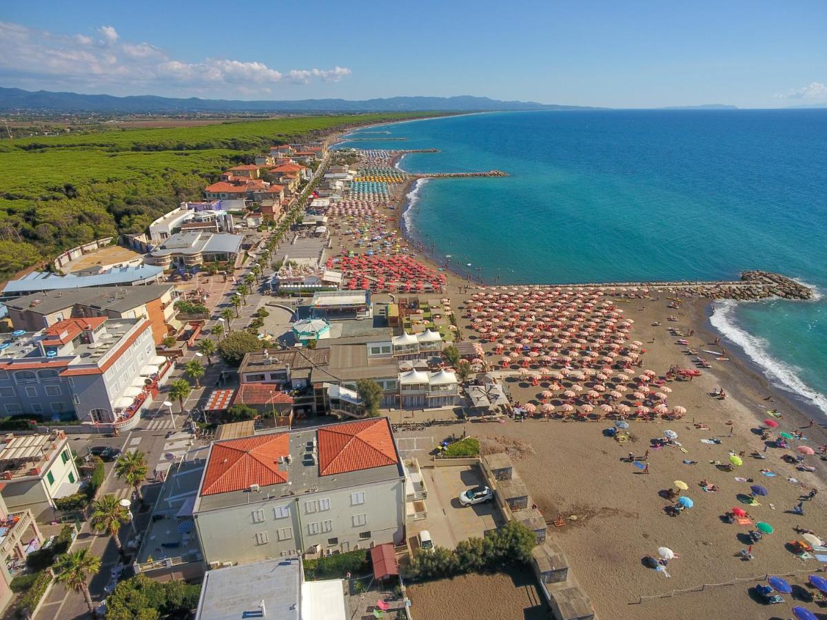 Hg Hotel Il Settebello Marina di Cecina Exterior photo