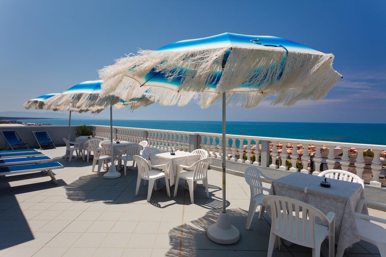 Hg Hotel Il Settebello Marina di Cecina Exterior photo